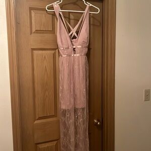 Bebe Dusty Pale Rose Pink Flowy Lace Grecian Mermaid Maxi Dress